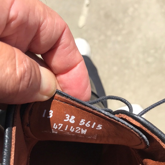 Allen Edmonds newer conditions 13/3E wide - Picture 7 of 15